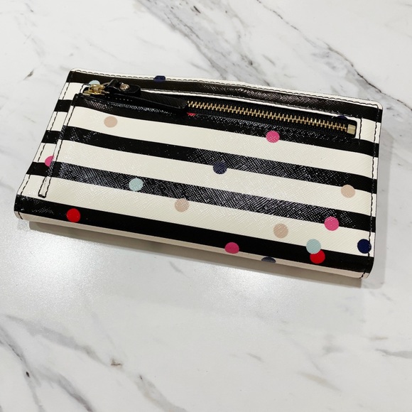 Black and White Stripe Kate Spade Wallet - Picture 12 of 15